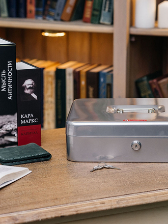 Ящик/сейф/тайник/коробка для денег, ценностей, документов, печатей, 90х240х300 мм, ключевой замок Brauberg